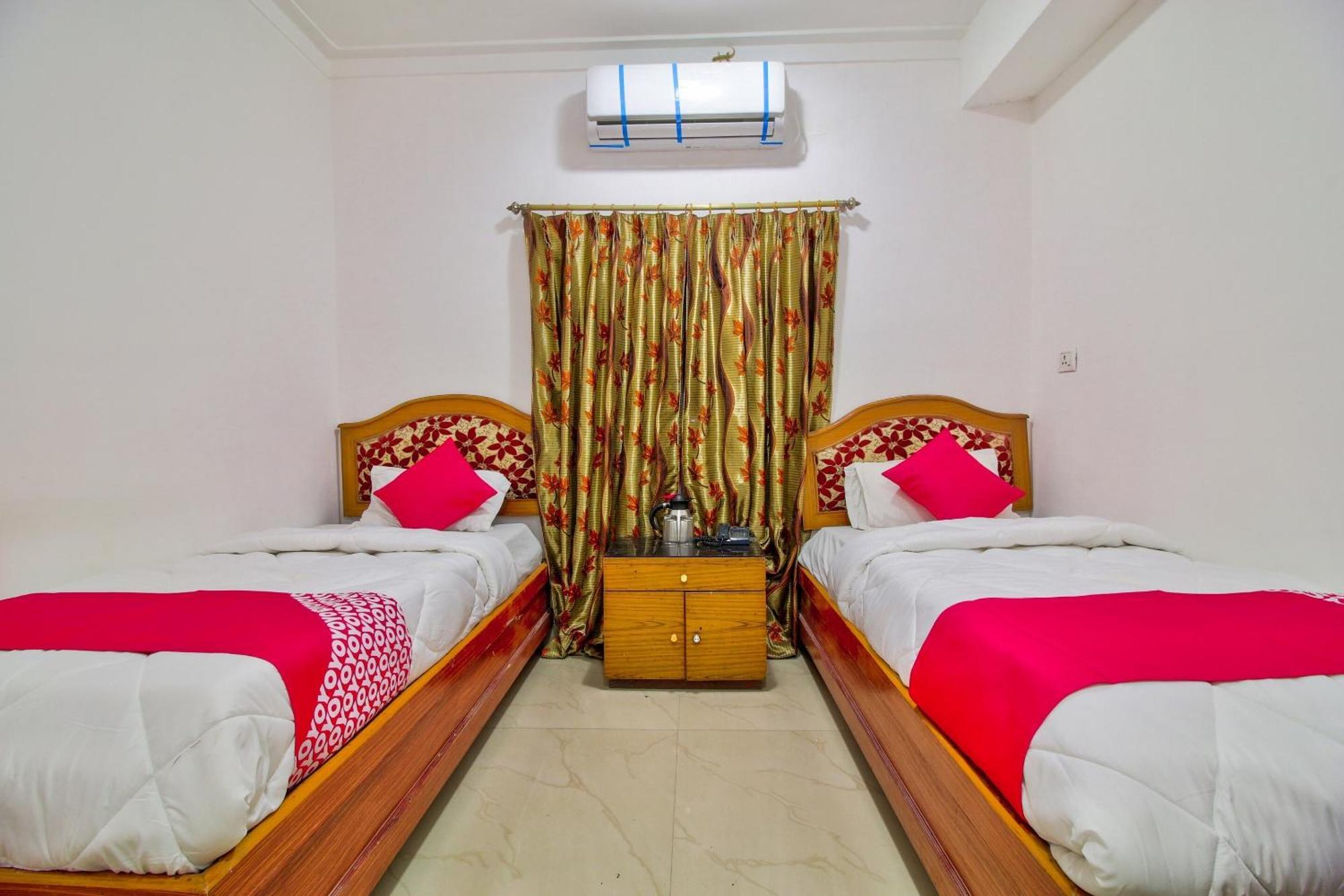 Hotel O Embassy Bodh Gaya Exteriör bild