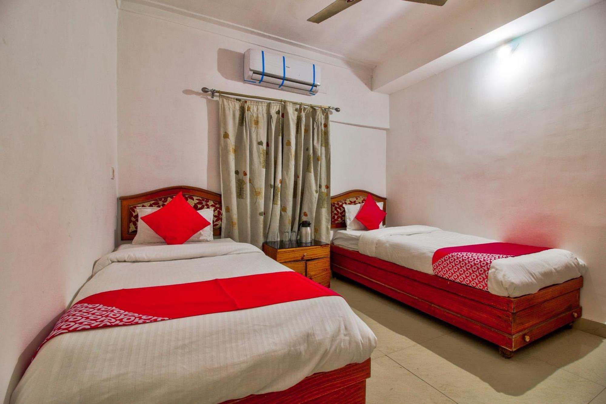 Hotel O Embassy Bodh Gaya Exteriör bild